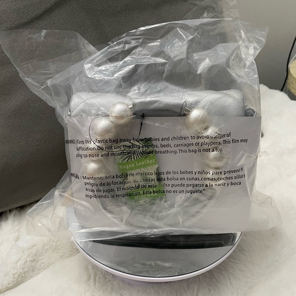 Badgley Mischka Mini Faux Pearl Embellished Top Handle Bag Silver - Picture 12 of 12